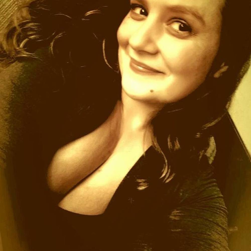 Meet your Posher, Abigail