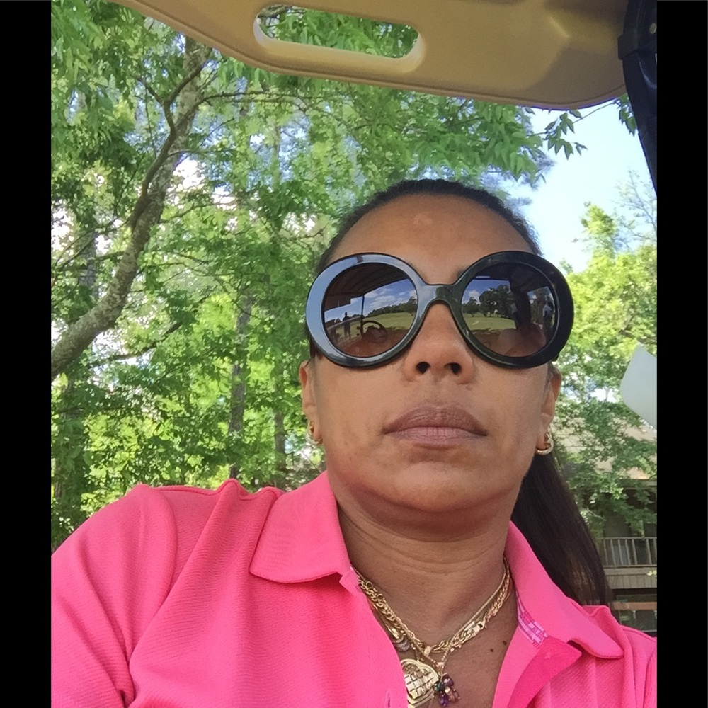 Meet your Posher, Maria