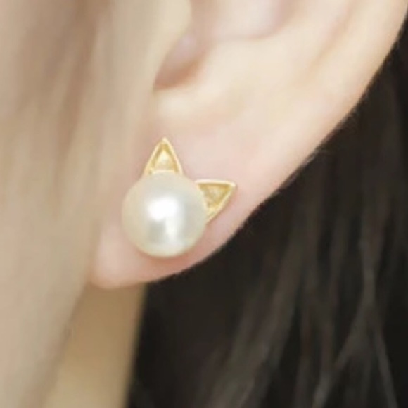 NWT Cat Earrings Gold Pearl - Picture 2 of 2