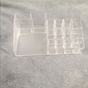 MAKEUP ORGANIZER