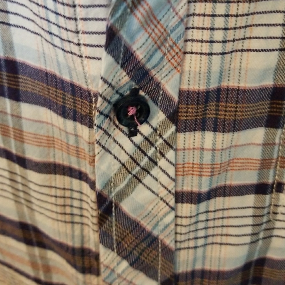 💐 Donating 6/1 Men's Tommy Bahama shirt - Picture 5 of 8