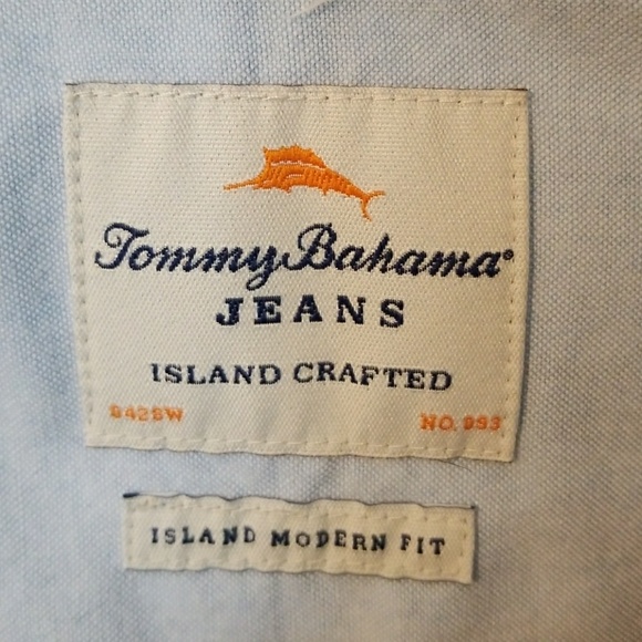 💐 Donating 6/1 Men's Tommy Bahama shirt - Picture 2 of 8