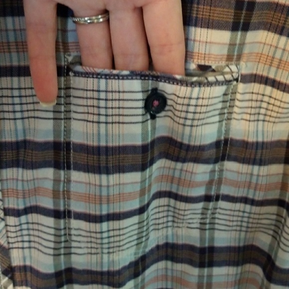 💐 Donating 6/1 Men's Tommy Bahama shirt - Picture 4 of 8