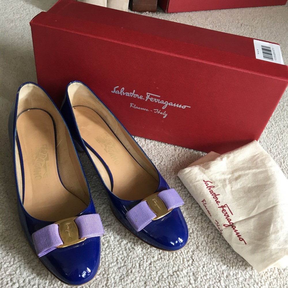 Salvatore Ferragamo Vara Pumps