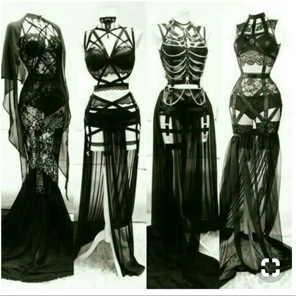 NEED outfits, shoes, accessories for Burning Man!!