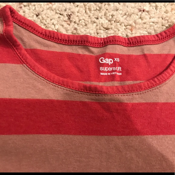 Gap striped tee - Picture 2 of 3