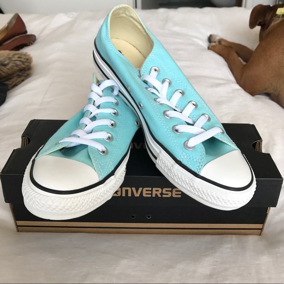 poolside converse womens