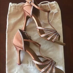 Bloch Guilia Latin dance shoes!
