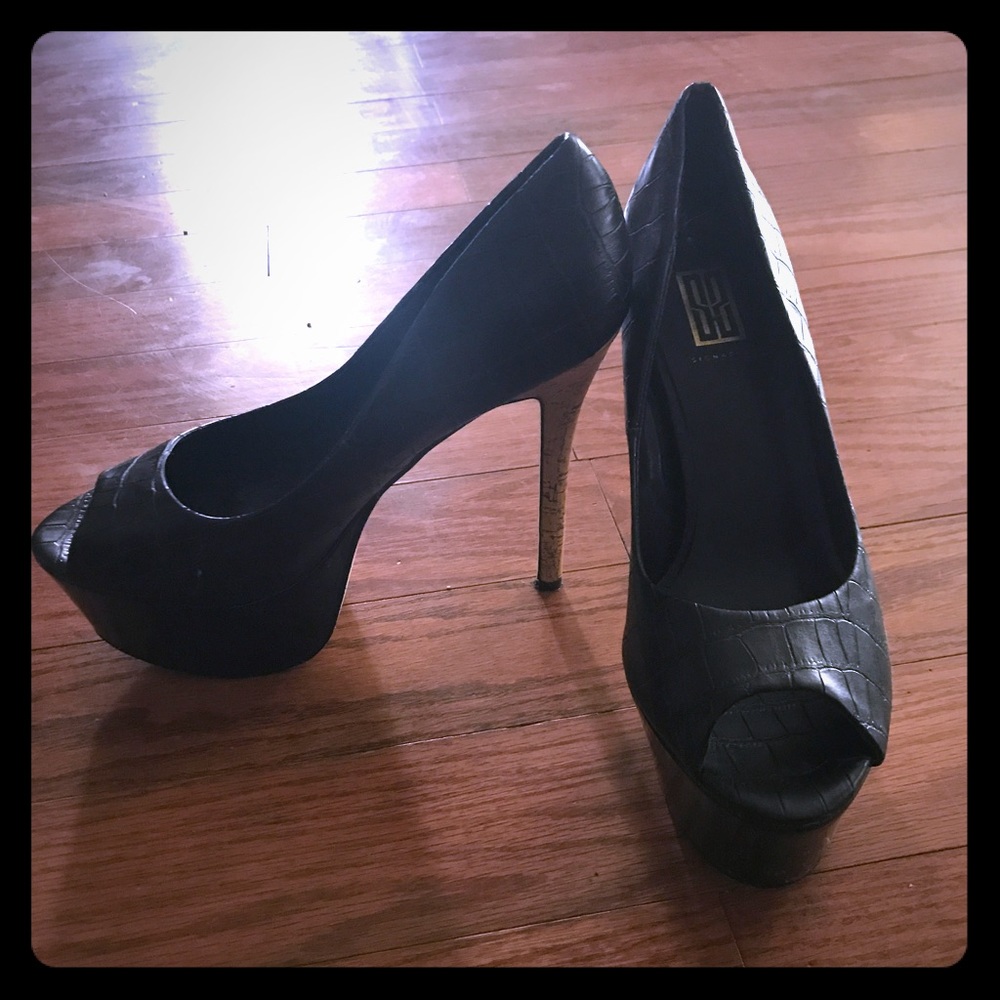 Black open toe heels