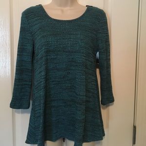 3/4 sleeve top with lace back - small