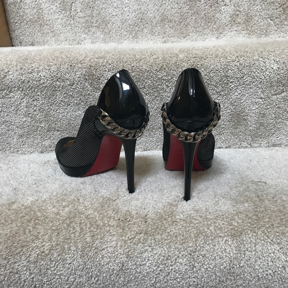 Authentic Christian Louboutin Dorepi Chain Heels - Picture 5 of 8