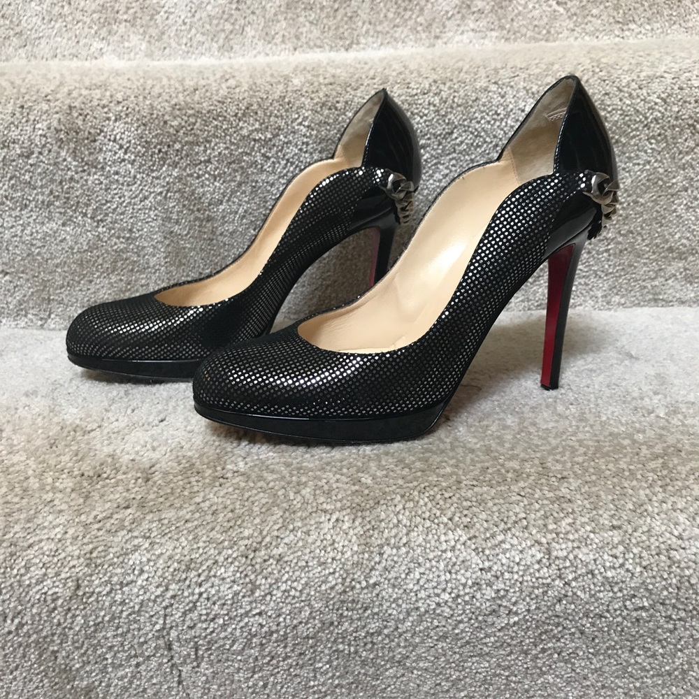 Authentic Christian Louboutin Dorepi Chain Heels - Picture 6 of 8