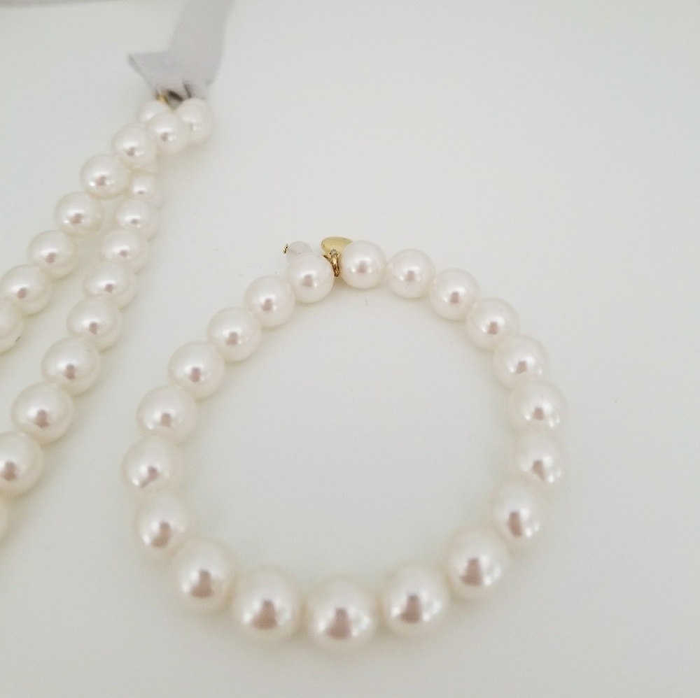 Jewerly - Picture 2 of 3