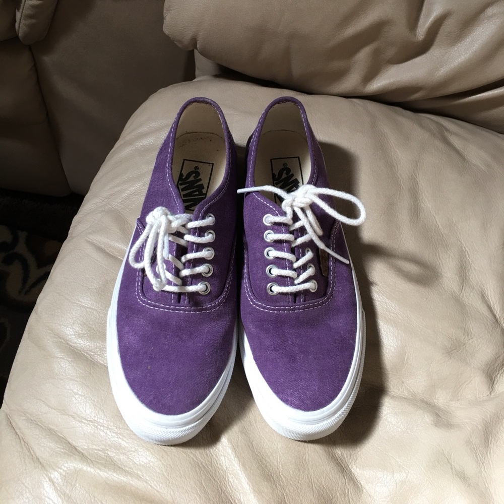 REDUCED PRICE. Purple Vans. 6 1/2