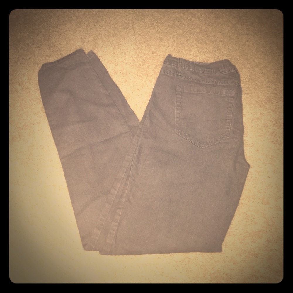 Forever 21 grey skinny jeans