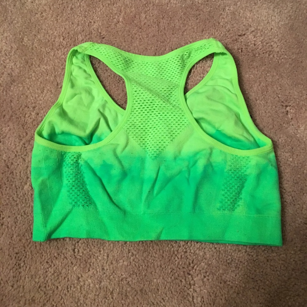 Colorful sports bras - Picture 2 of 8