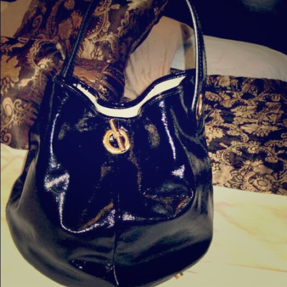 YSL Saint Laurent black patent leather purse