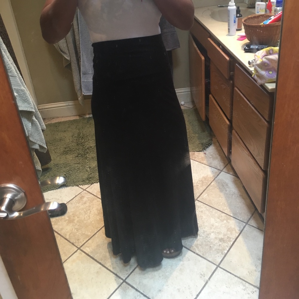 🌞MAXI SKIRT SIZE MED