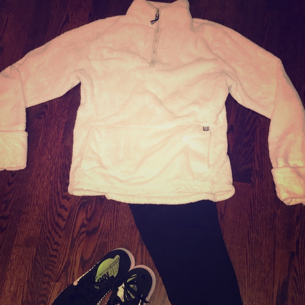 White North Face half zip fleece