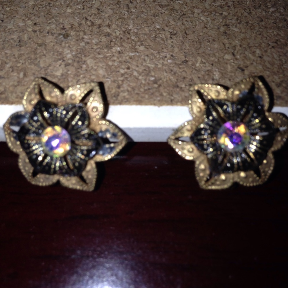 Vintage Clip On Earrings