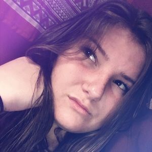 Meet your Posher, Britt