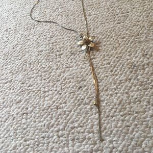 Vintage gold flower necklace