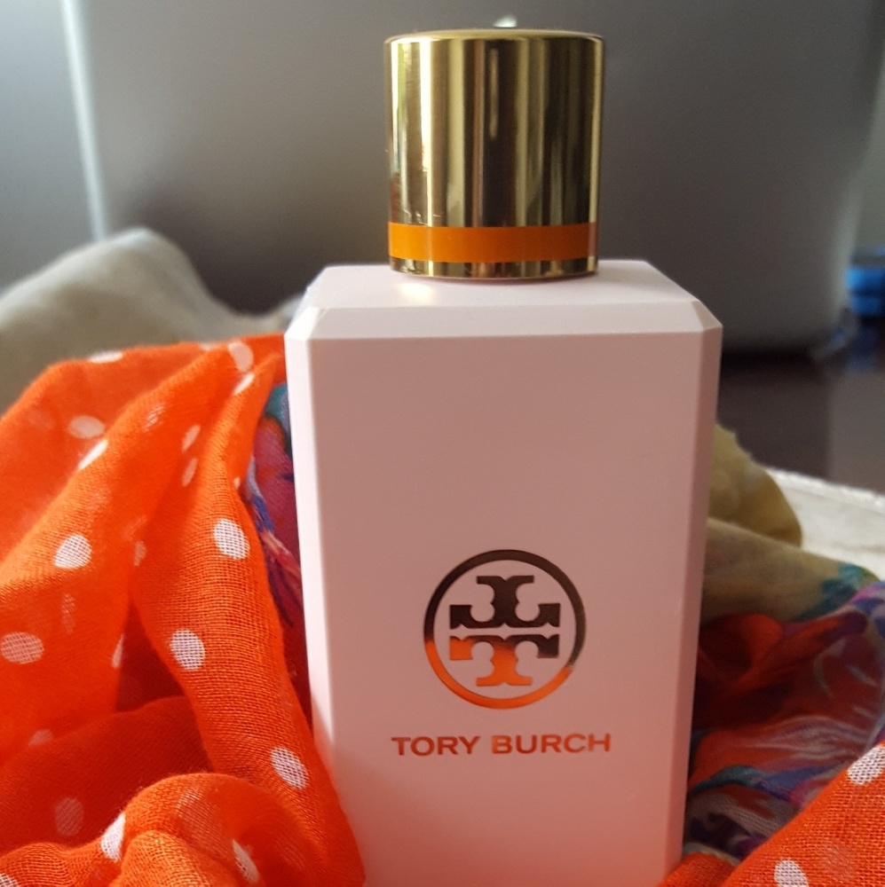 Tory Burch Body Lotion 7.6 OZ/225ml