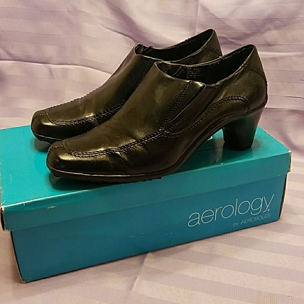 Black Aerology comfort sole shoes