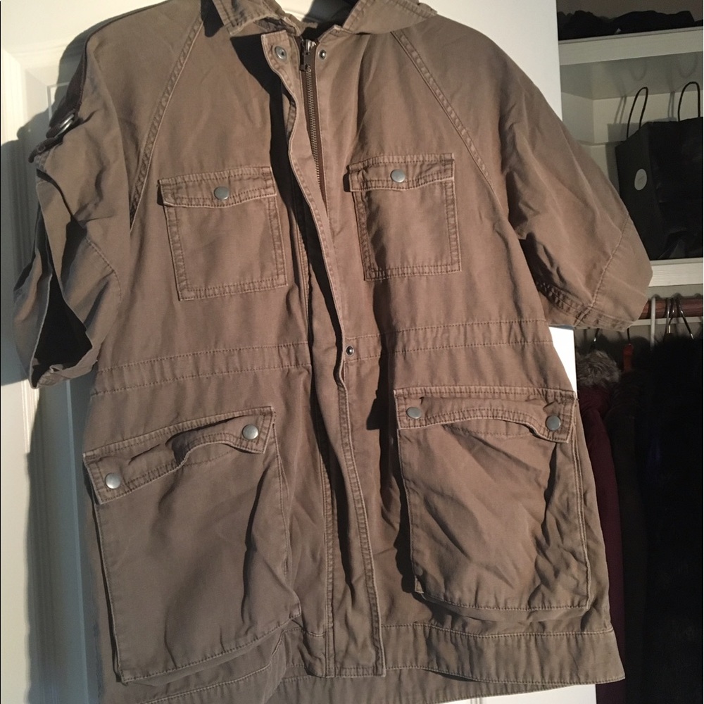 UO/BDG large pocket short sleeve jacket