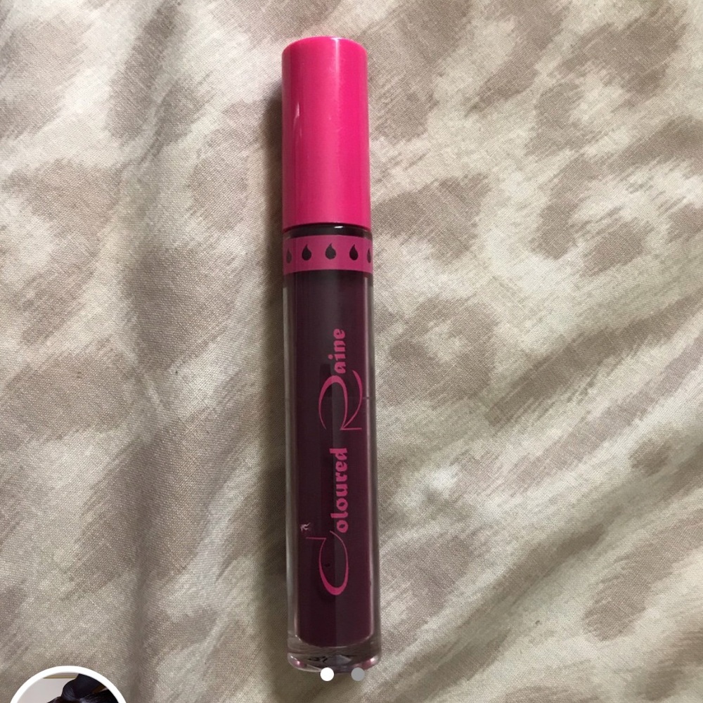 Coloured Raine liquid lip paint in Raine Fever