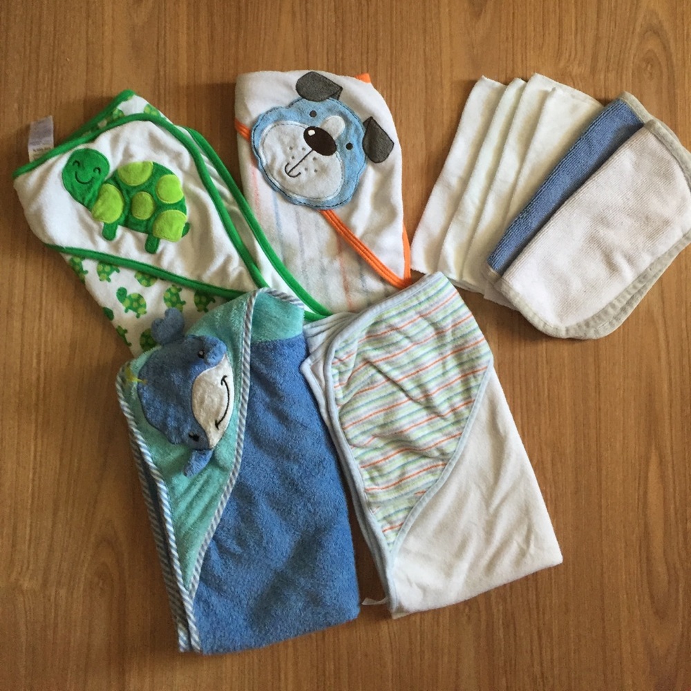 Baby bath towels and washcloths