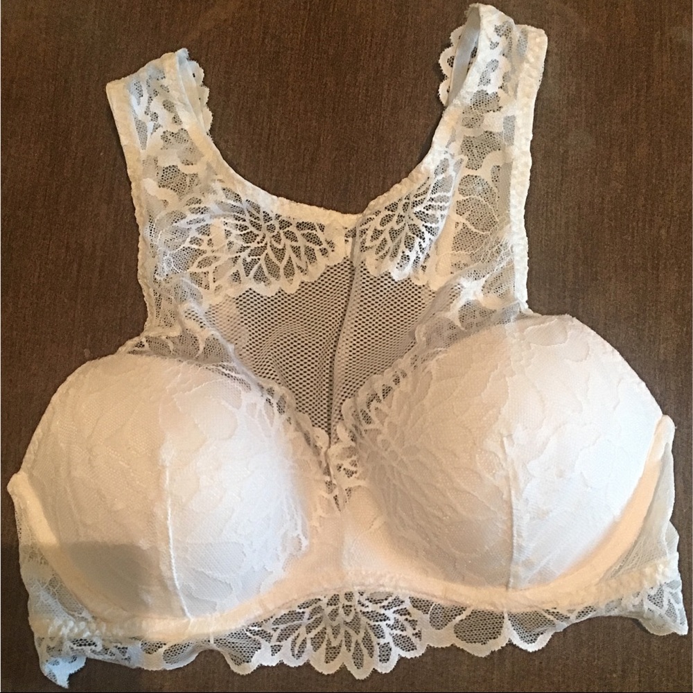 VS PINK White Lace High-Neck Bralette
