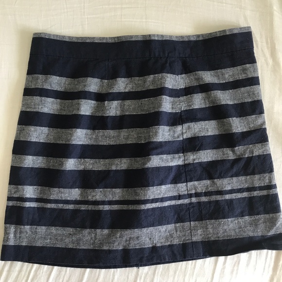 Gap, size 2, pencil skirt - Picture 1 of 3