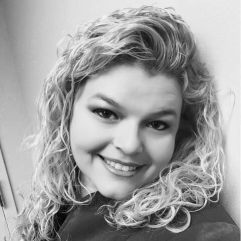 Meet your Posher, Lissette