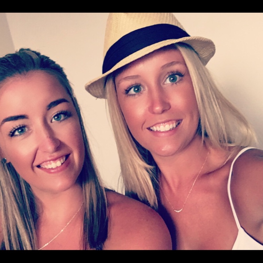 Meet your Posher, Nicole