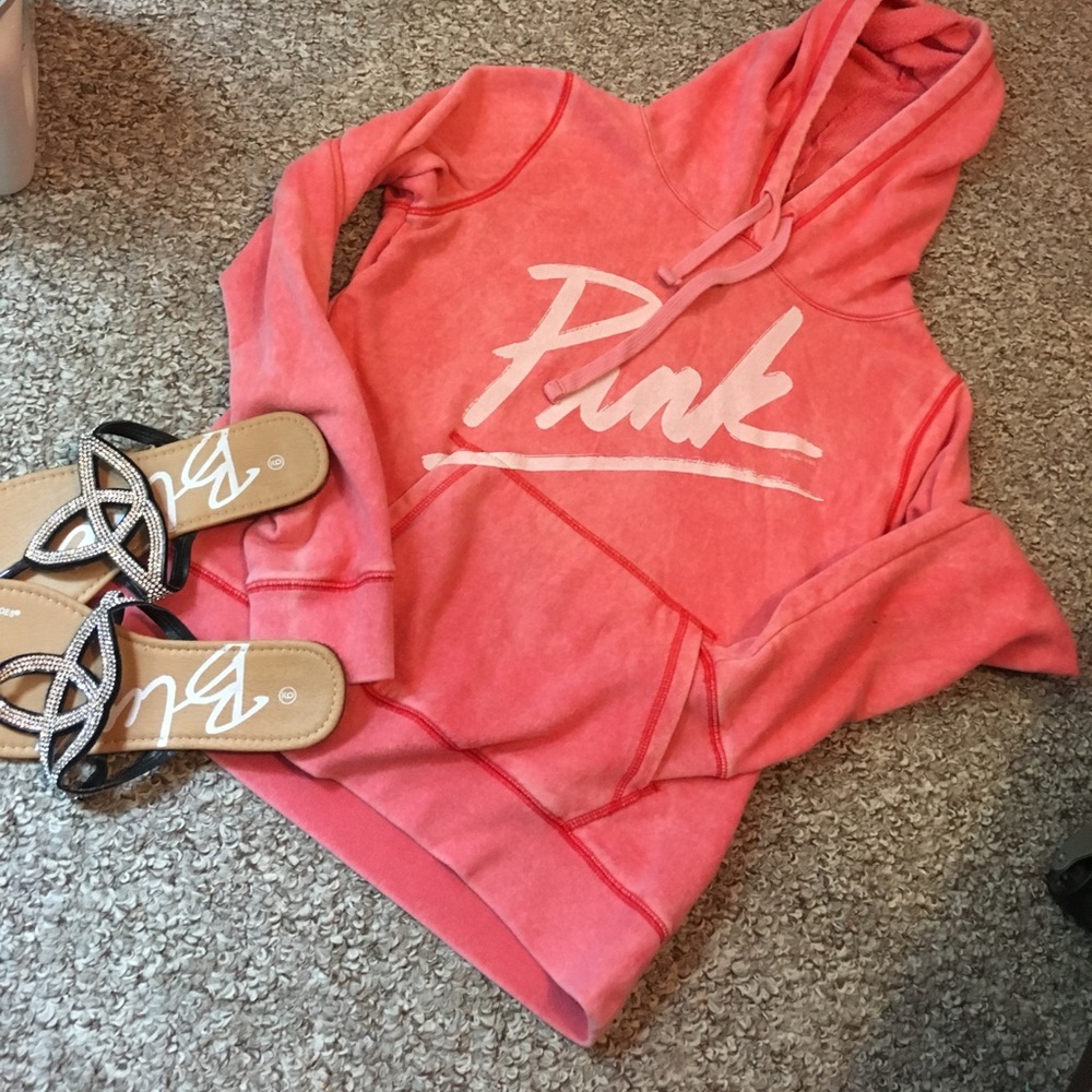 VS Hoodie