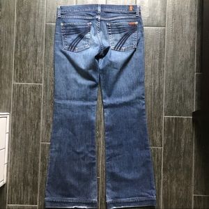 7 For All Mankind Jeans. Size 28.