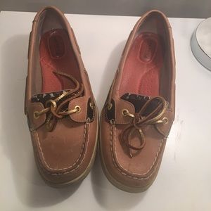 Sperries Sneakers