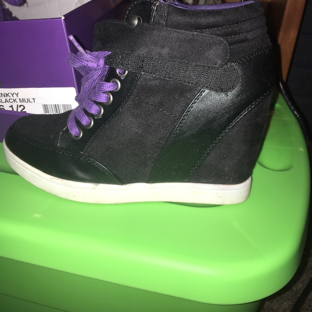 Size 6.5 black and purple wedge