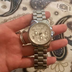 MICHAEL KORS watch