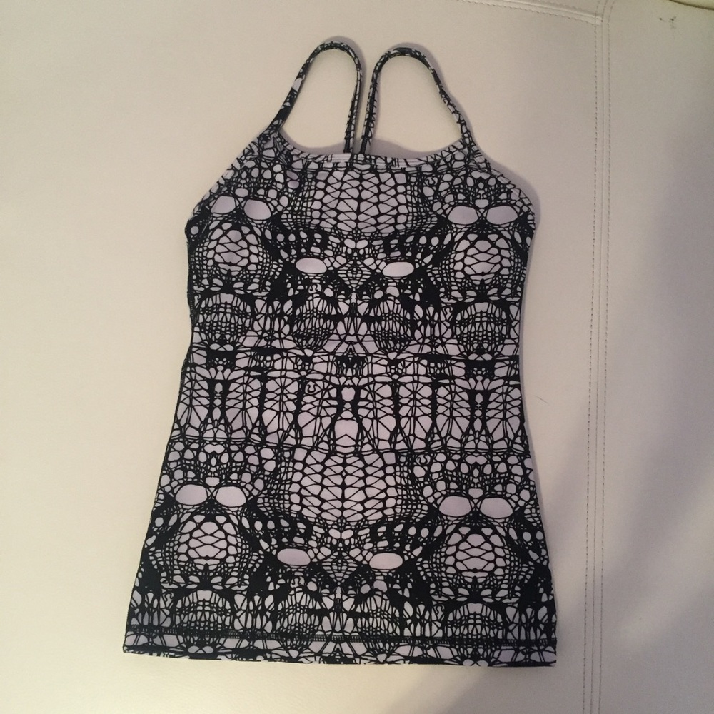 Lululemon Power Y Tank 2/4 black white EUC