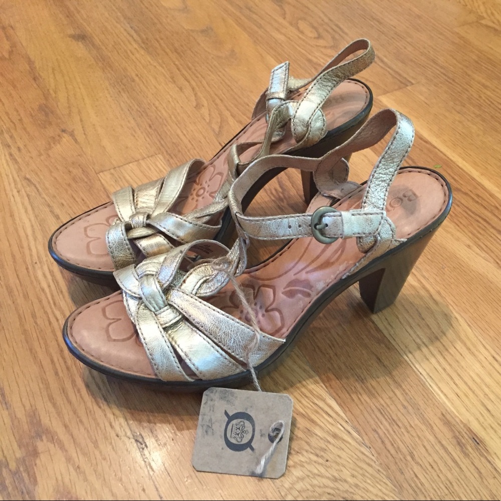 Born gold sandals, NWT, but without box!
