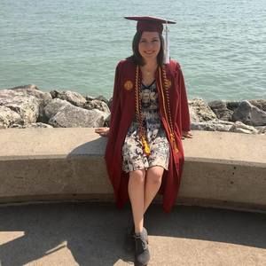 Meet your Posher, Laura