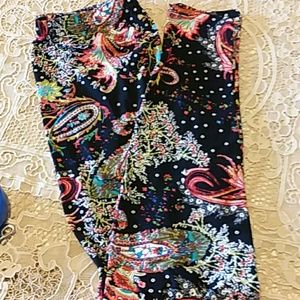 Agnes & Dora Paisley Leggings  L