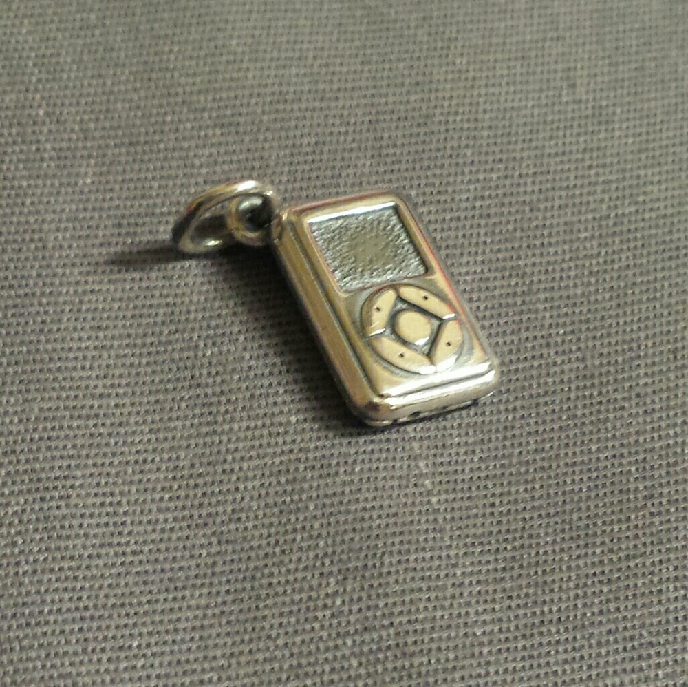 James Avery Retired Rare MP3 Player Charm
