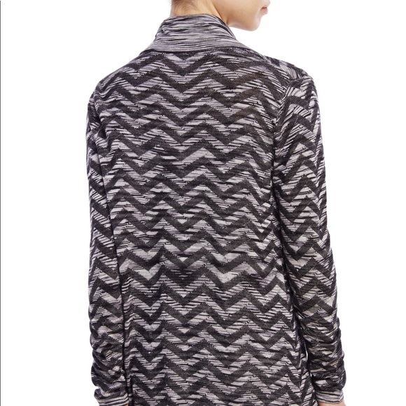 NYDJ Space Dye Chevron Cardi in Black - Picture 5 of 8