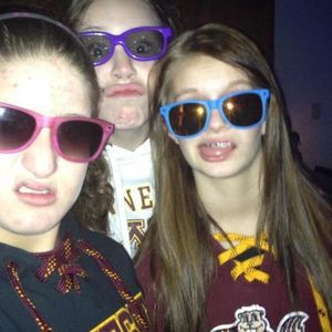 Meet your Posher, Elizabeth