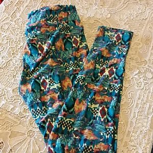 LuLaRoe Leggings  TC , NWOT