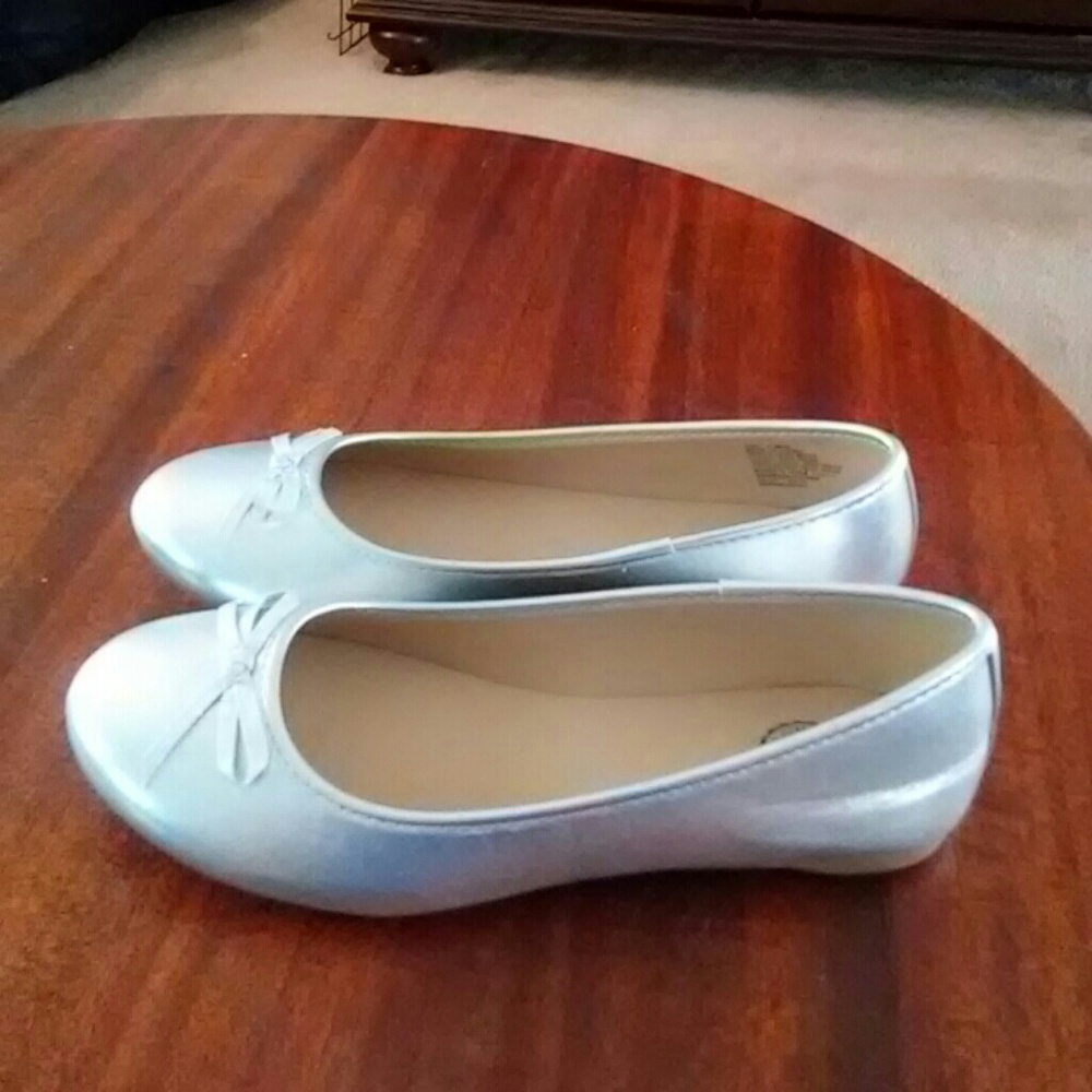 Girls Youth SO Brand Slip On Dress Shoes