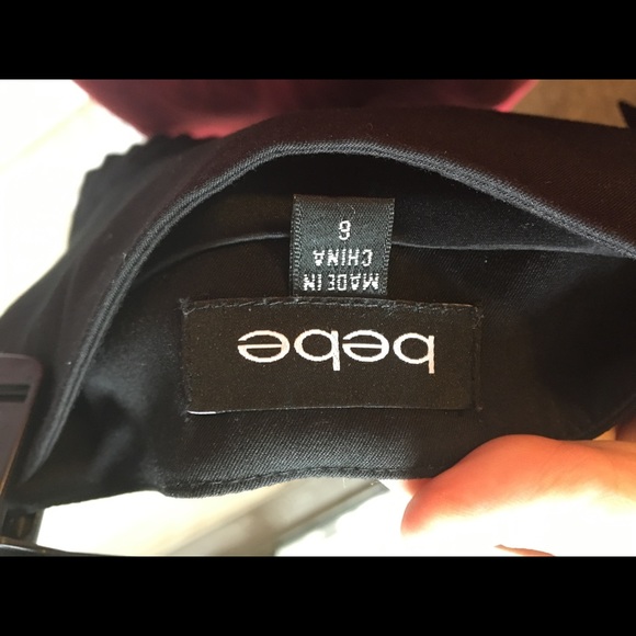 BEBE Pleated mini skirt - Picture 2 of 4